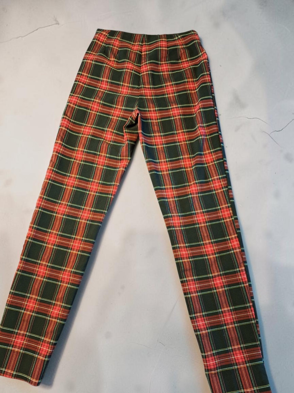 Time and Tru Plaid Side Zip Cropped Pants